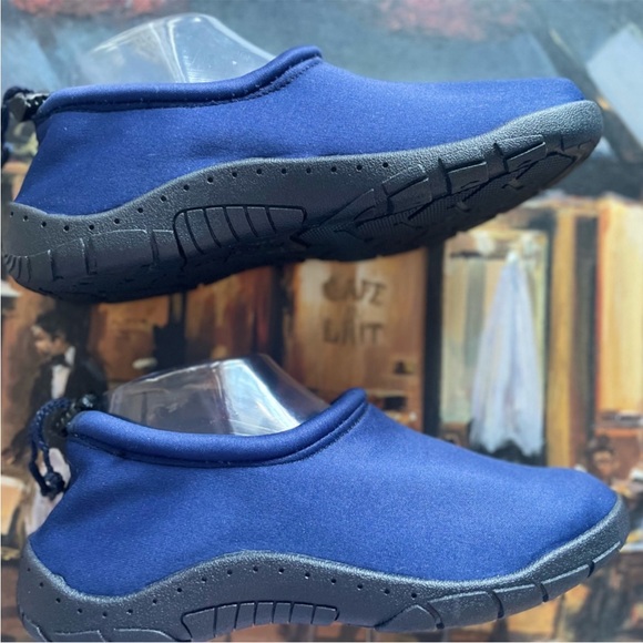 New water shoes quickly dry aqua sock size 8 never worn - Picture 2 of 5